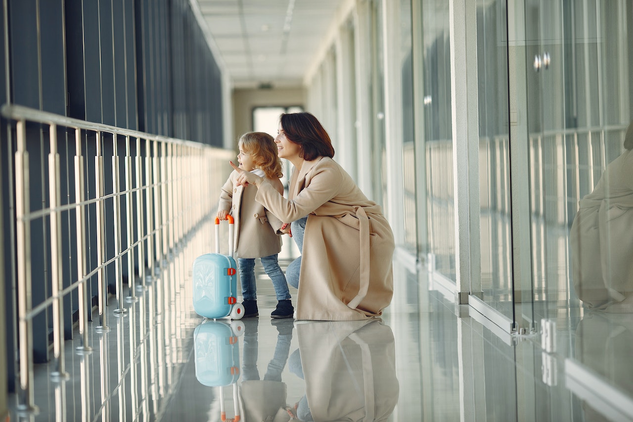 Flying With Children: Your Guide to Stress-Free Flights With Kids