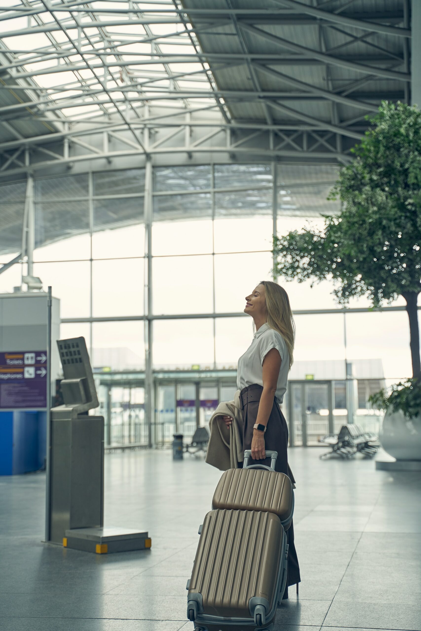 Layover Luxuries: Transforming Airport Waiting Time into Your Own Mini-Vacation!